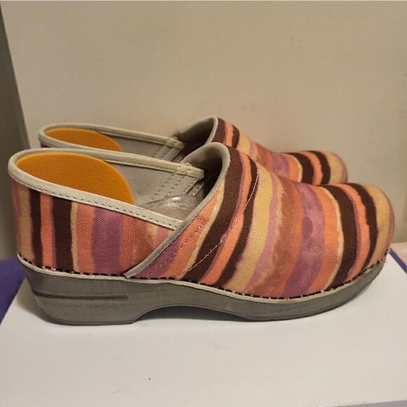 Dansko® Pro Orange/Pink "Sunset" Pattern Canvas Closed Back Clogs sz.10/40 $145 - Picture 2 of 8